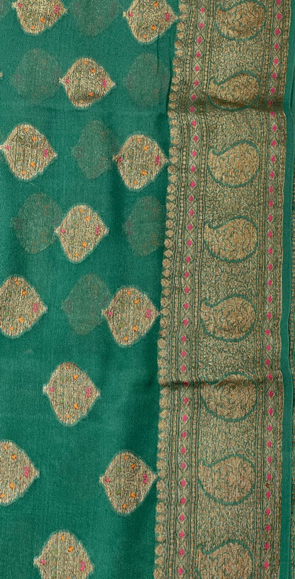 Faishana Pure Handloom Dark Green Chiffon Floral Mina Copper Zari Booti with Paisley Mina Zari Border with Dark Green Blouse&nbsp;