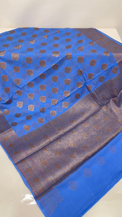Faishana Pure Handloom Blue Chiffon Floral Mina Copper Zari Booti with Paisley Mina Zari Border with Blue Blouse&nbsp;