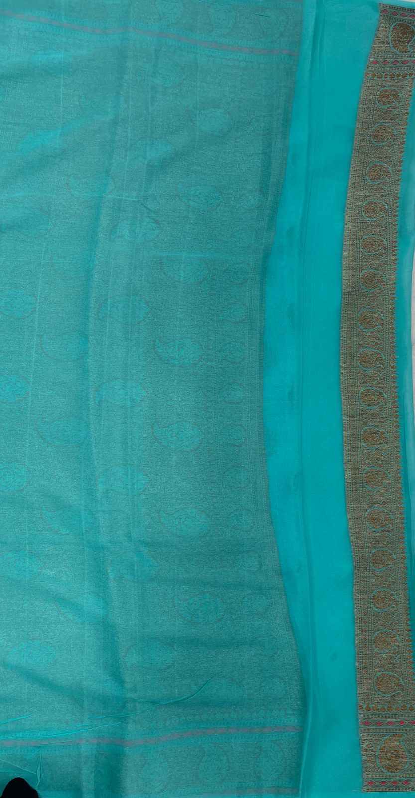 Faishana Pure Handloom Sea Green Chiffon Floral Mina Copper Zari Booti with Paisley Mina Zari Border with Sea Green Blouse&nbsp;