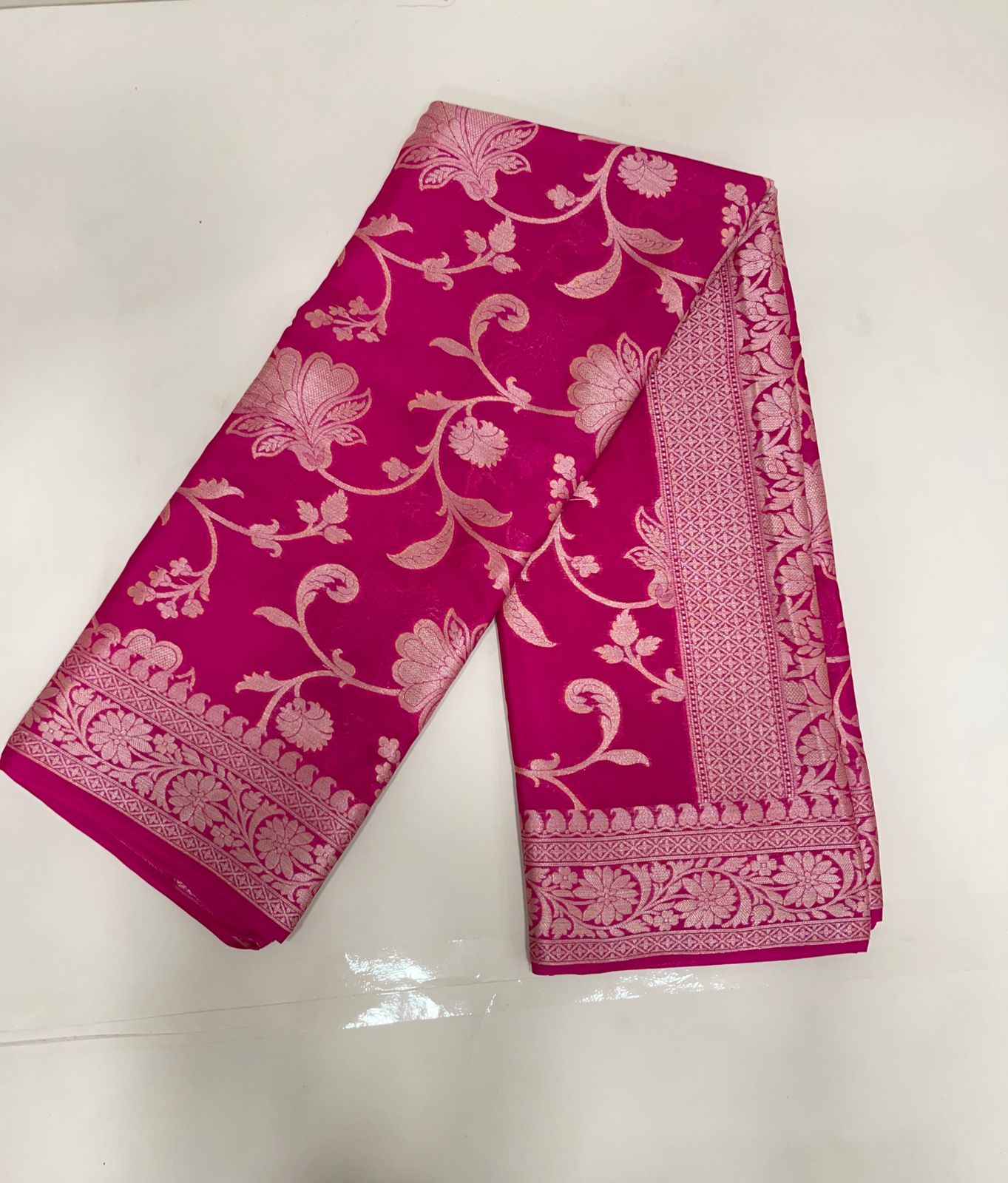 Faishana Pure Handloom Magenta Chiffon Floral Golden Zari Boota Jaal with Banarasi Zari Border and Magenta Blouse