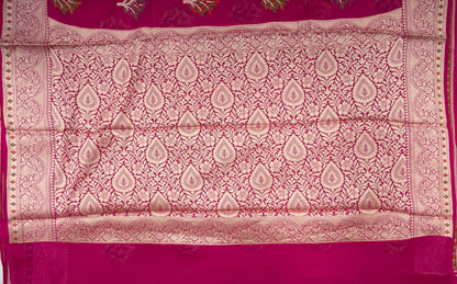 Faishana Pure Handloom Magenta Chiffon Resham Floral Mina Zari Booti with Banarasi Zari Border and Magenta Blouse&nbsp;