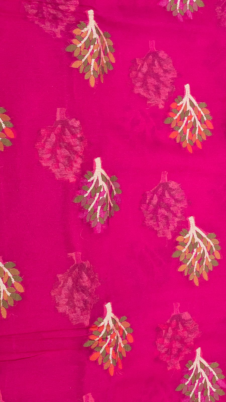 Faishana Pure Handloom Magenta Chiffon Resham Floral Mina Zari Booti with Banarasi Zari Border and Magenta Blouse&nbsp;