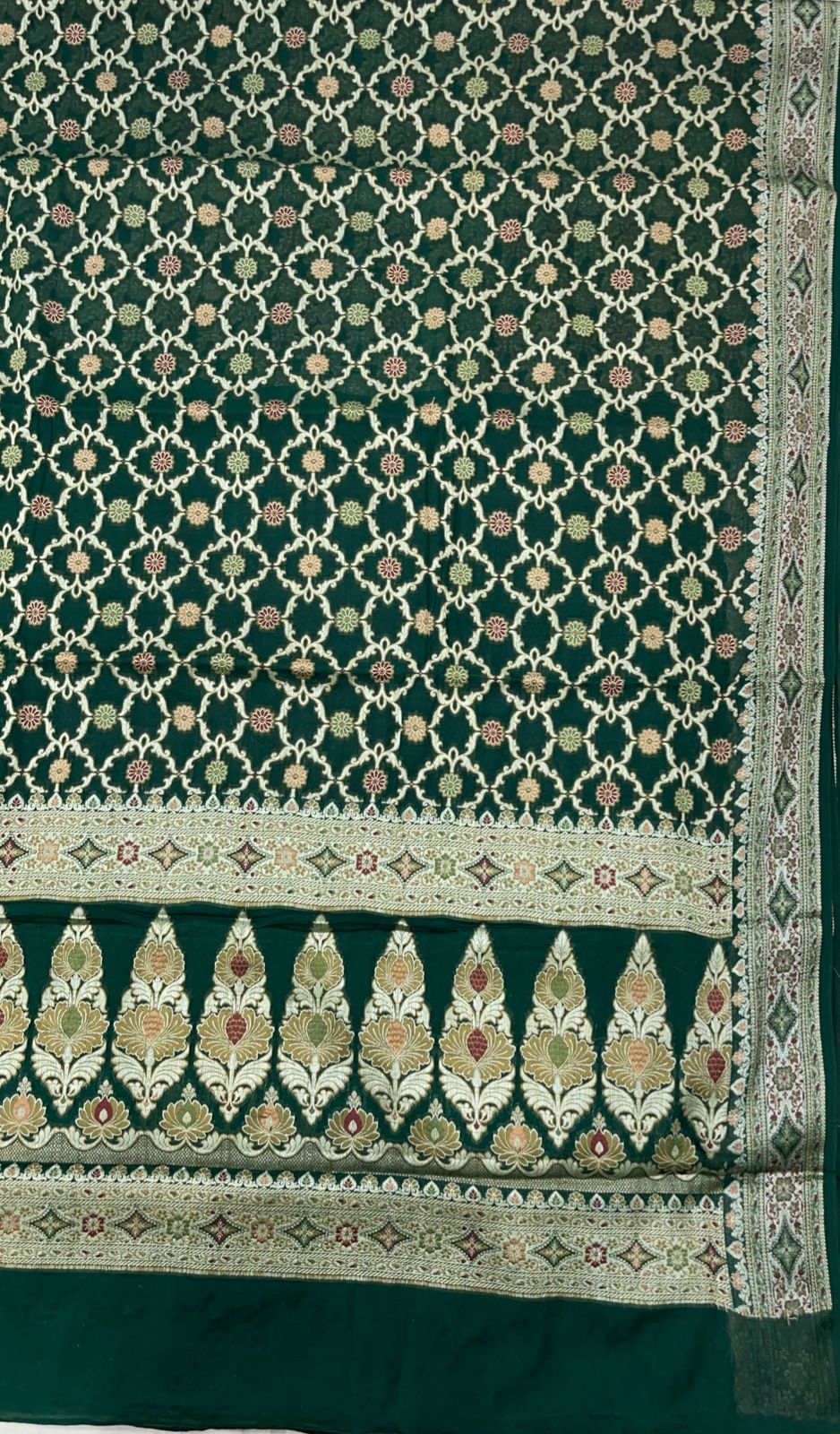 Faishana Pure Handloom Dark Green Chiffon Resham Mina Bandhani Zari Booti with Miankari Pallu and Zari Border with Dark Green Blouse&nbsp;