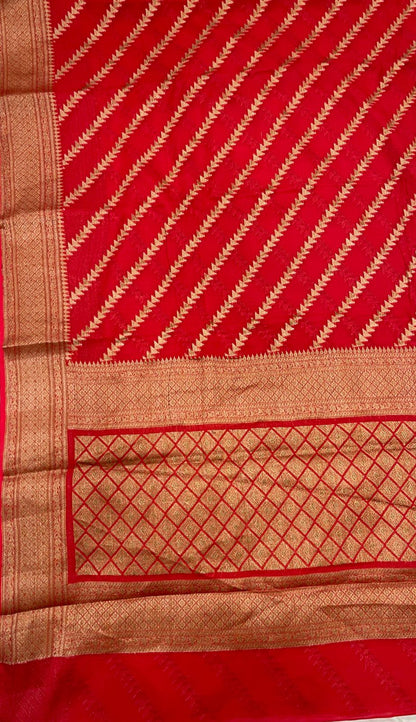 Faishana Pure Handwoven Red Chiffon Diagonal Stripe Copper Zari with Banarasi Zari Border Pallu and Red Blouse