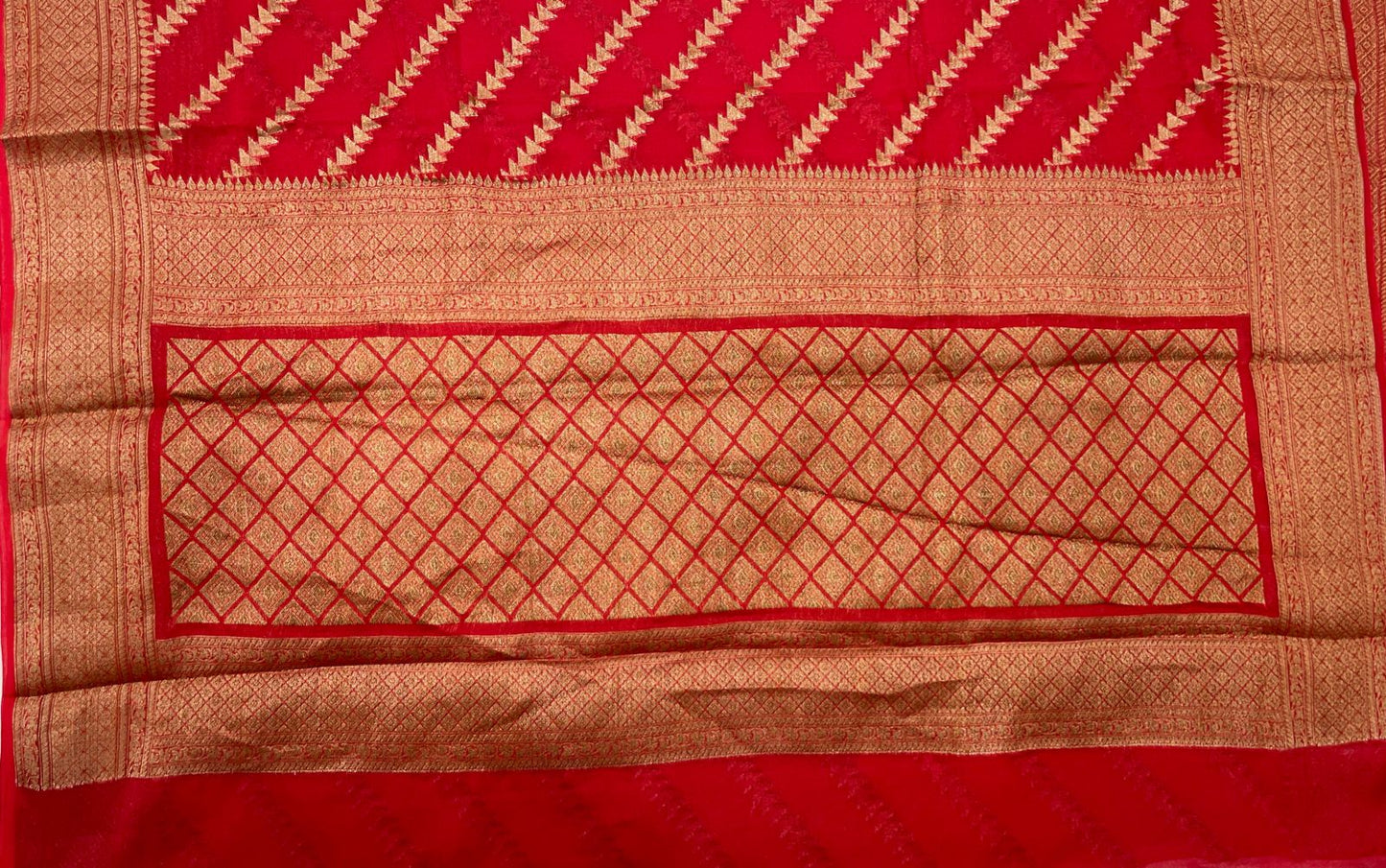 Faishana Pure Handwoven Red Chiffon Diagonal Stripe Copper Zari with Banarasi Zari Border Pallu and Red Blouse