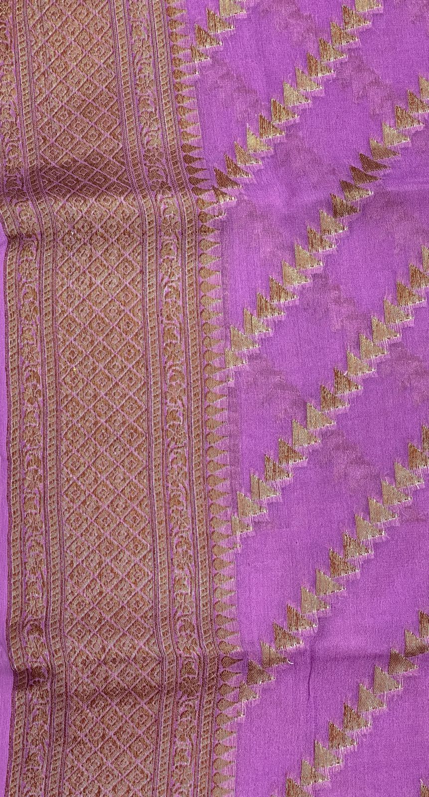 Faishana Pure Handwoven Light Purple Chiffon Diagonal Stripe Copper Zari with Banarasi Zari Border Pallu and Light Purple Blouse