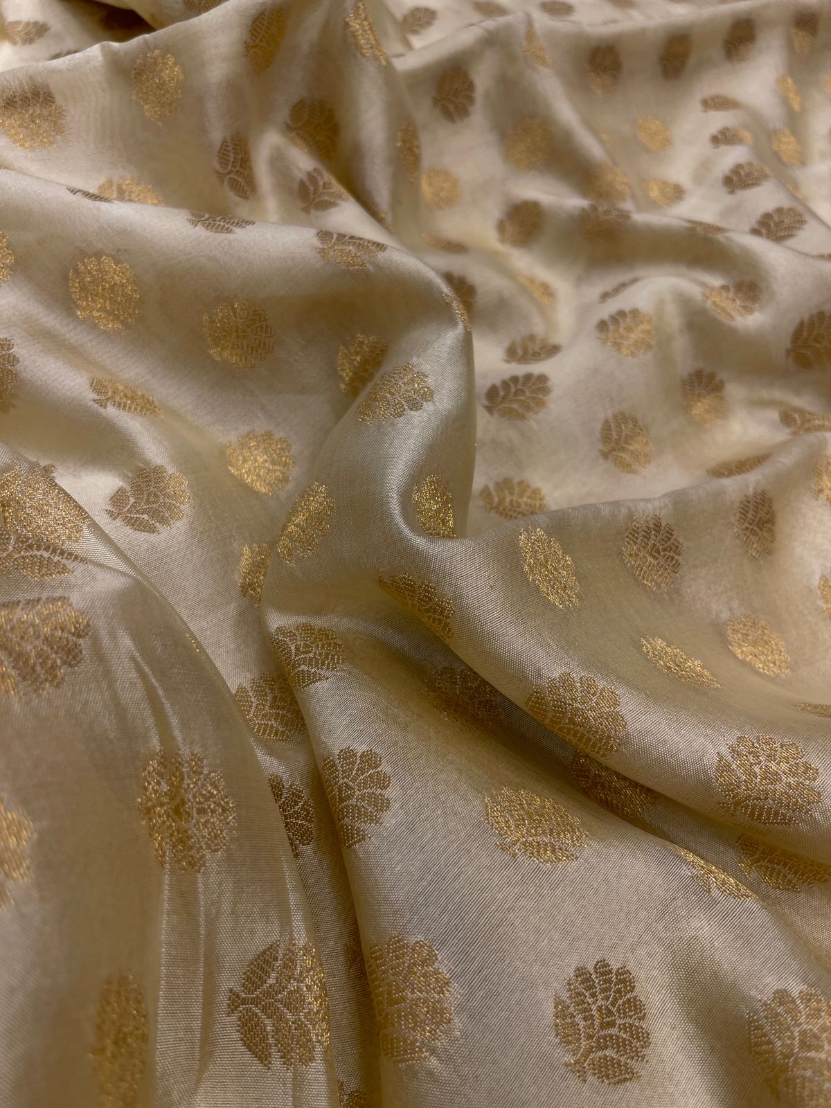 Faishana Pure Handloom Off-White Dupion Silk Golden Zari Floral Booti Banarasi Zari Border with Floral Gold Pallu with Multi Lehariya Stripe and Off-White Blouse