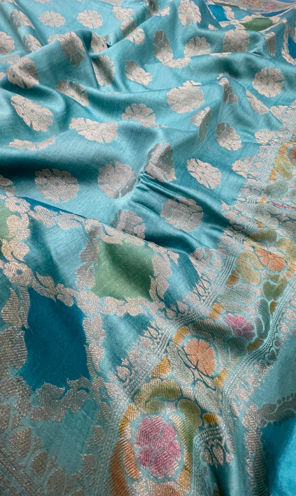 Faishana Pure Handloom Sky Blue Cotton Silk Zari Booti with Rangkaat Banarasi Zari Hand Painted Floral Pallu and Zari Border with Sky Blue Blouse