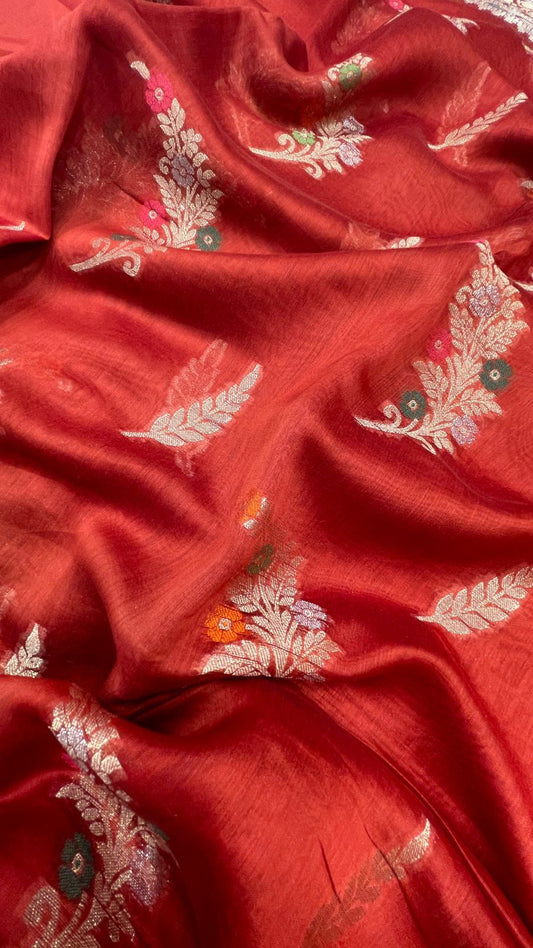 Faishana Pure Handloom Red Cotton Golden Zari Mina Boota with Skirt Mina Banarasi Zari Border and Red Blouse