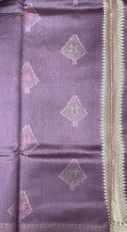 Faishana Pure Handloom Light Purple Cotton Silver Zari Mina Boota with Skirt Mina Zari Border and Light Purple Blouse