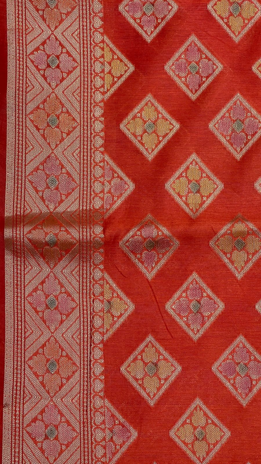 Faishana Pure Handloom Red Cotton Golden Zari Hand Painted Booti with Golden Zari Zig-Zag Handpainted Pallu Zari Border and Red Blouse