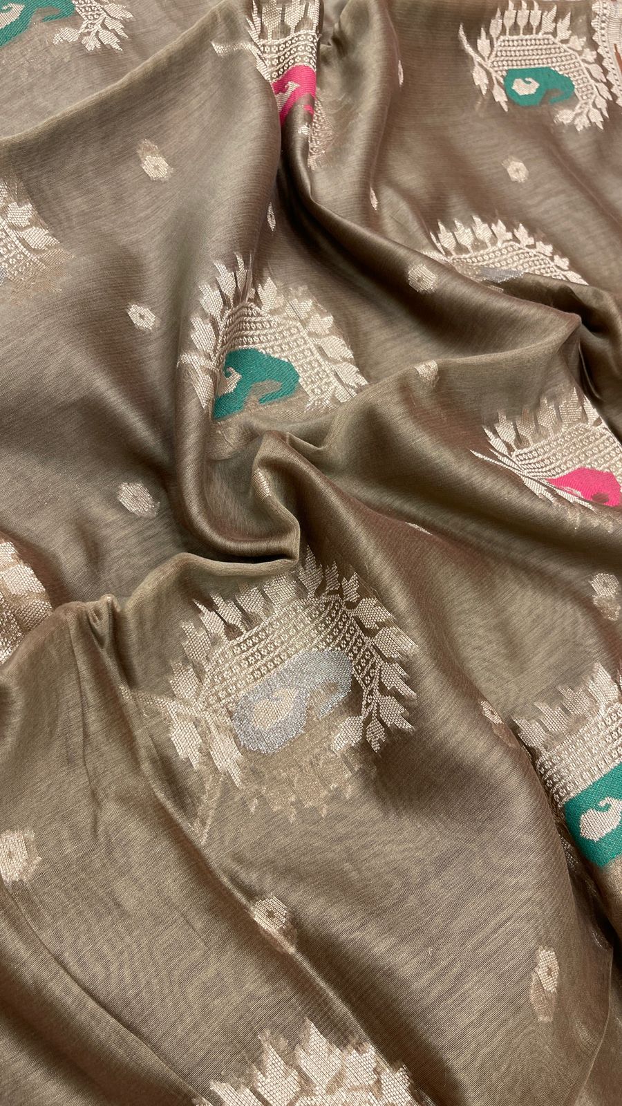 Faishana Pure Handloom Olive Green Cotton Minakari Zari Boota with Skirt Minakari Floral Zari Border and Pallu with Olive Green Blouse