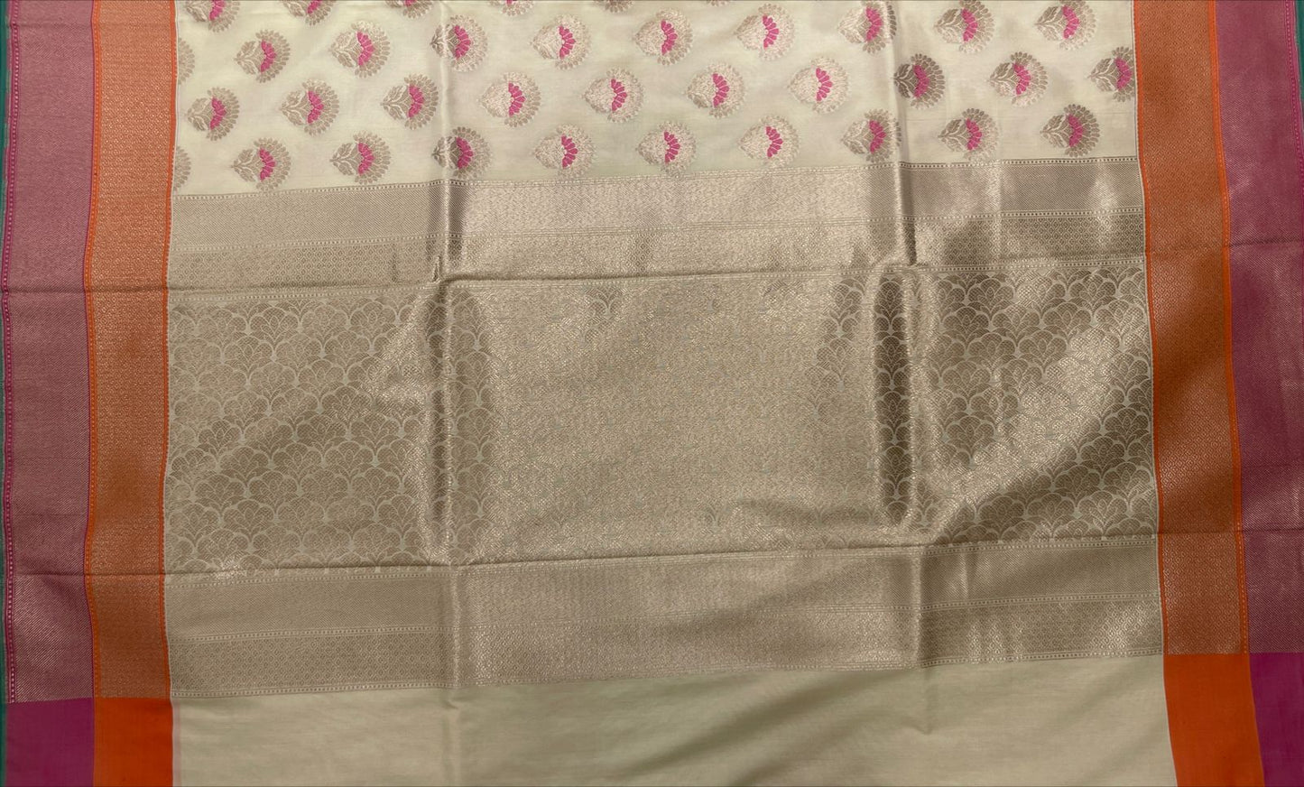 Faishana Presents Off-white Katan Silk Floral Zari Minakari Booti with Banarasi 2D Zari Border and Floral Pallu with Off-white Blouse