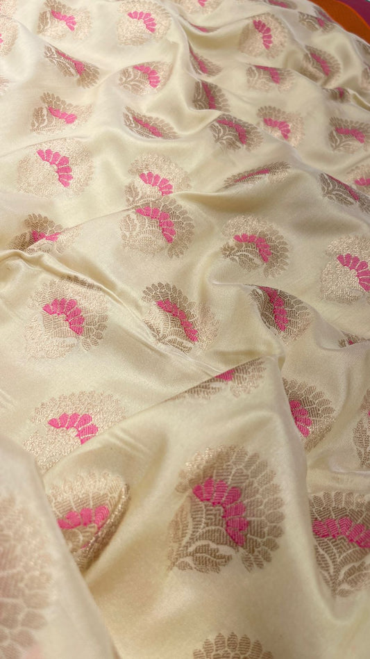 Faishana Presents Off-white Katan Silk Floral Zari Minakari Booti with Banarasi 2D Zari Border and Floral Pallu with Off-white Blouse