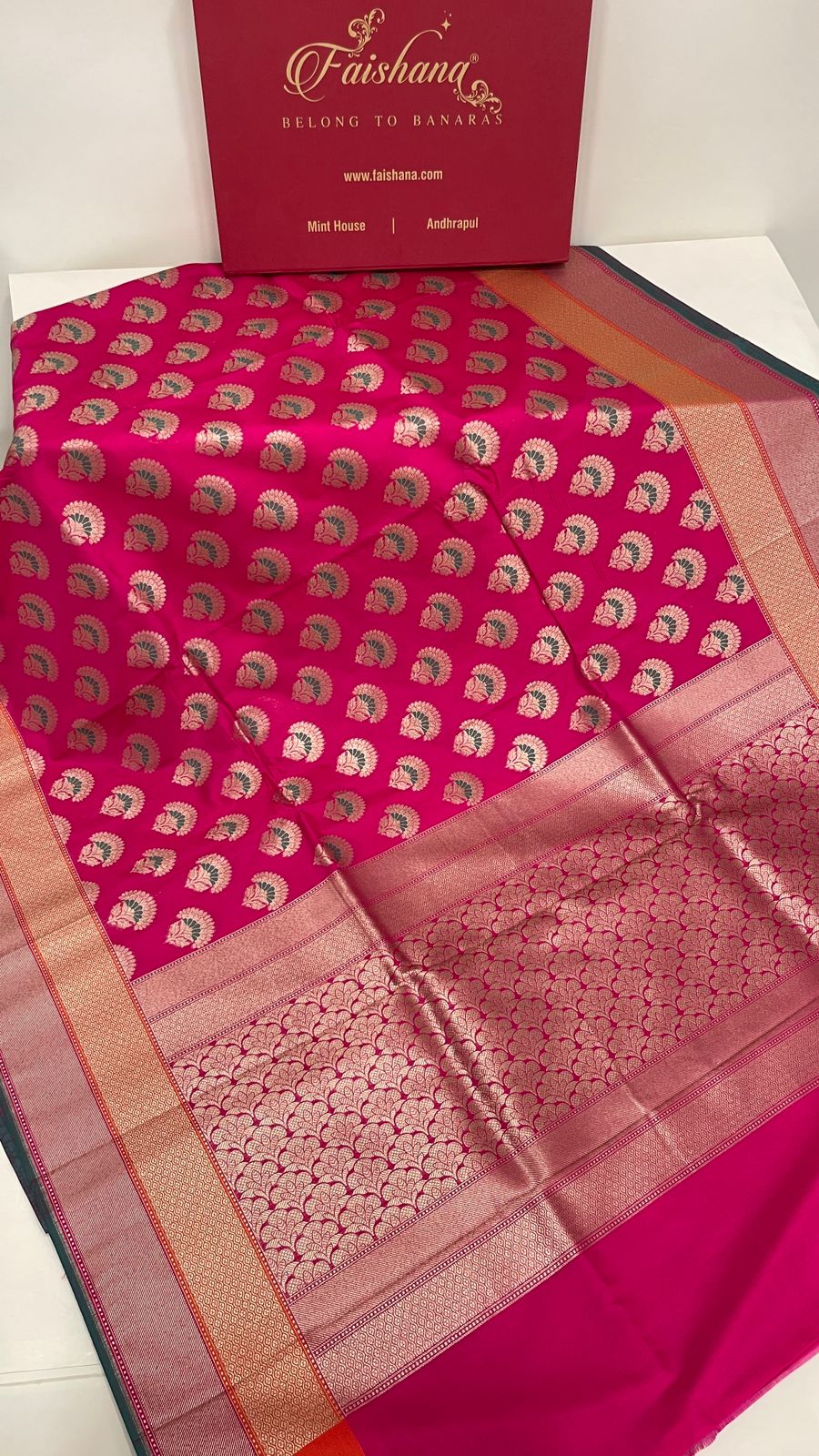 Faishana Presents Magenta Katan Silk Floral Zari Minakari Booti with Banarasi 2D Zari Border and Floral Pallu with Magenta Blouse