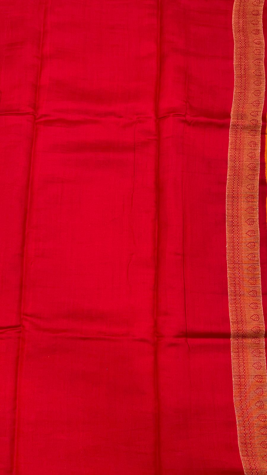 Faishana Pure Handloom Red Chiniya Silk Floral Minakari Zari Booti with Paisley Mina Zari Border and Rangkaat Paisley Pallu with Red Blouse