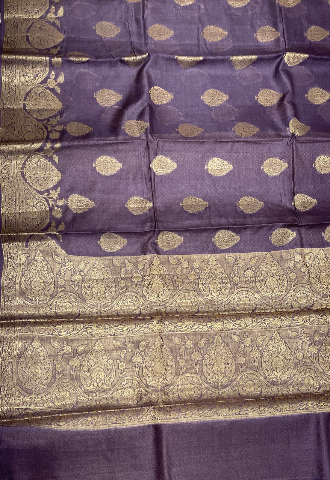 Faishana Pure Handwoven Grey Tussar Silk Floral Zari Boota with Lehariya Zari Floral Border and Pallu with Grey Blouse