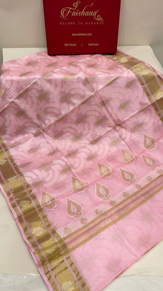 Faishana Pure Handwoven Baby Pink Tussar Silk Floral Zari Boota Banarasi Floral Zari Border and Pallu with Pink Blouse