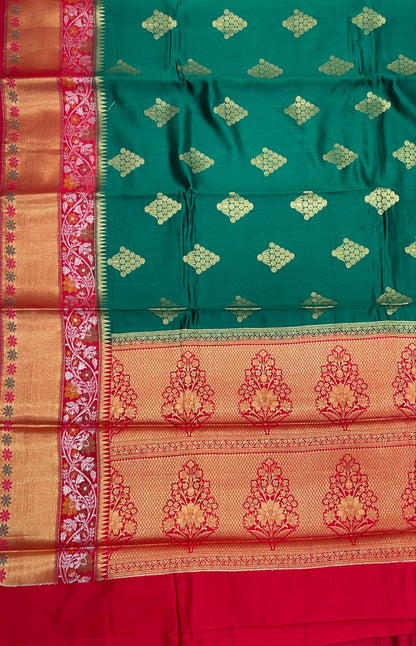 Faishana Pure Handloom Green Chiniya Silk Golden Floral Zari Booti Contrast Pink Skirt Silver Mina Zari Border Golden and Floral Boota Pallu with Pink Blouse