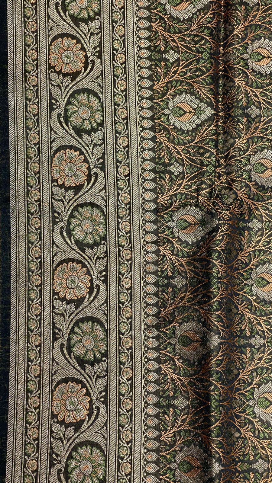 Faishana Presents Dark Green Katan Silk Tanchoi Floral Zari Mina Booti Jaal with Banarasi Floral Minakari Zari Border and Big Boota Pallu with Dark Green Blouse
