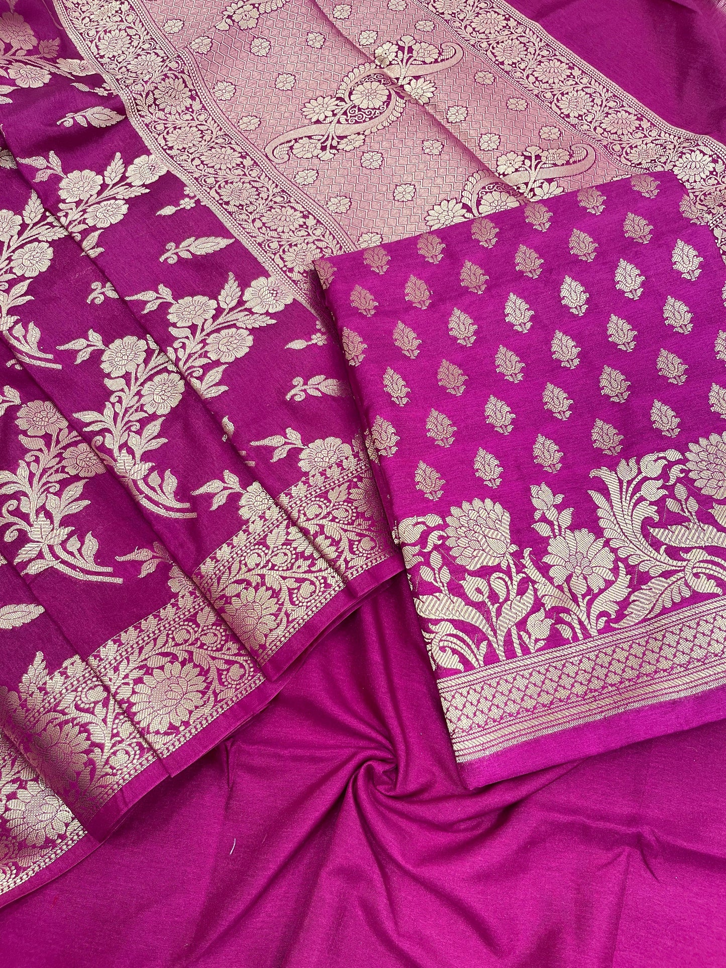 Faishana Presents Purple Alfi Mina Zari Booti Floral Border 3pcs Suit with Purple Floral Zari Jaal Dupatta and Plain Purple Bottom