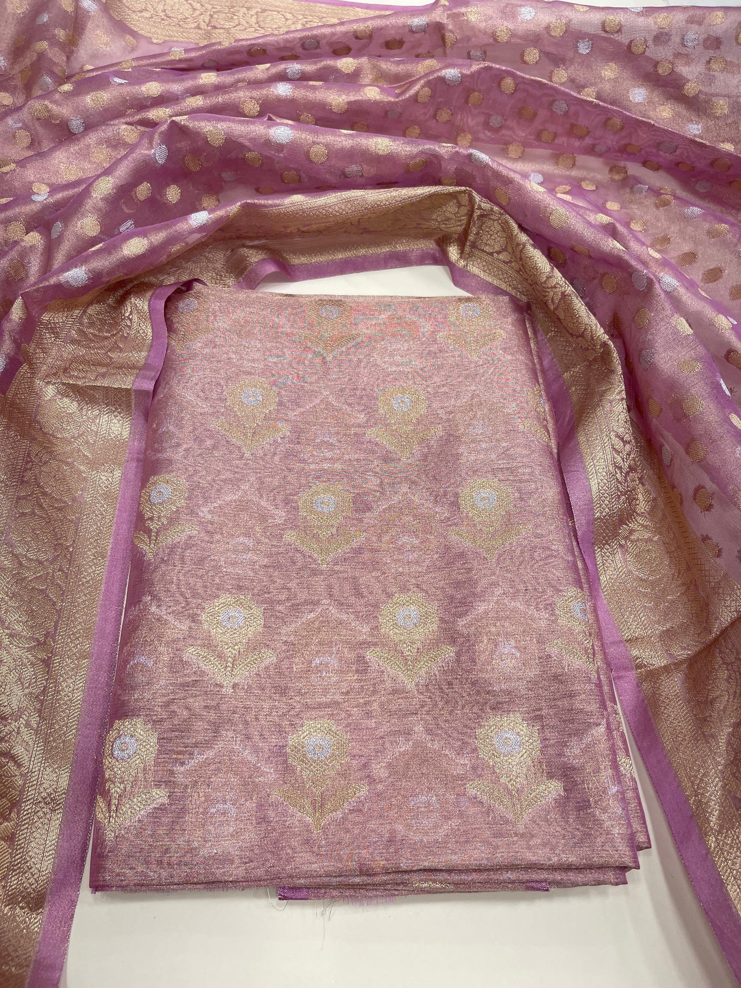 Faishana Presents Light Purple Floral Sona Zari Rupa Mina Booti 3pcs Suit with Sona Rupa Chunri Zari Dupatta