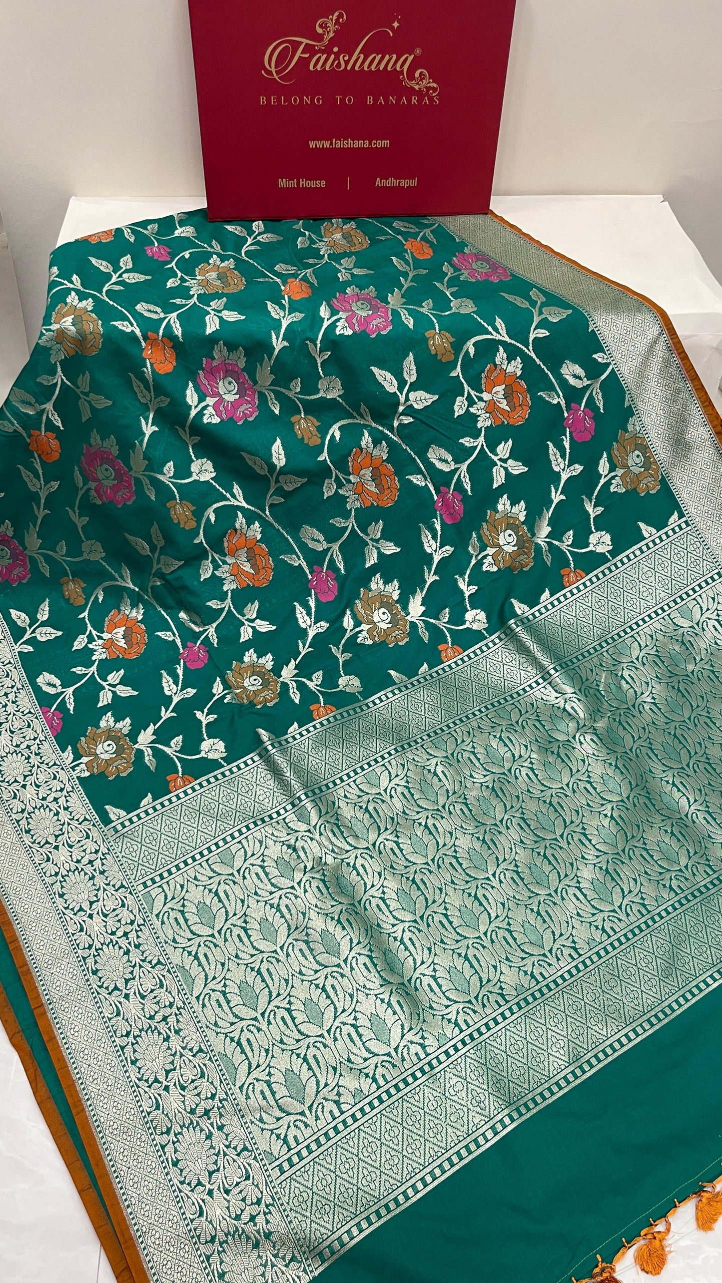 Faishana Presents Dark Green Katan Silk Golden Zari Floral Tilfi Mina Jaal Banarasi Dual Shade Zari Border and Floral Jaal Pallu with Green Blouse