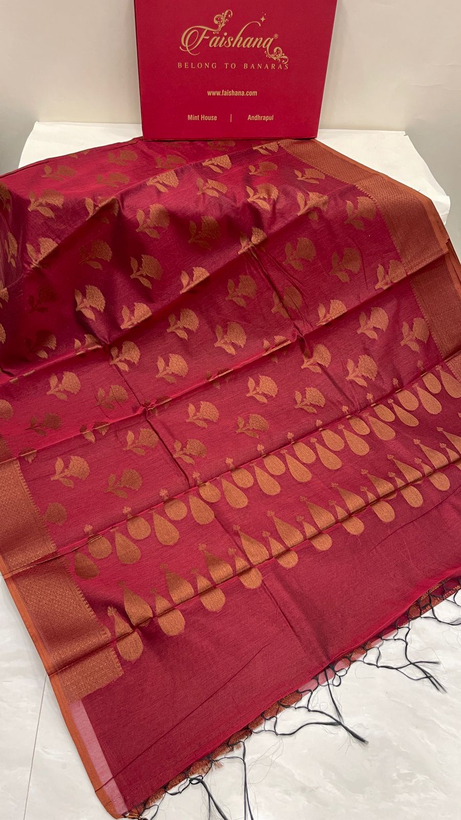 Faishana Presents Peach Cotton Golden Floral Zari Booti with Banarasi Zari Border and Zig-Zag Boota Pallu and Peach Blouse