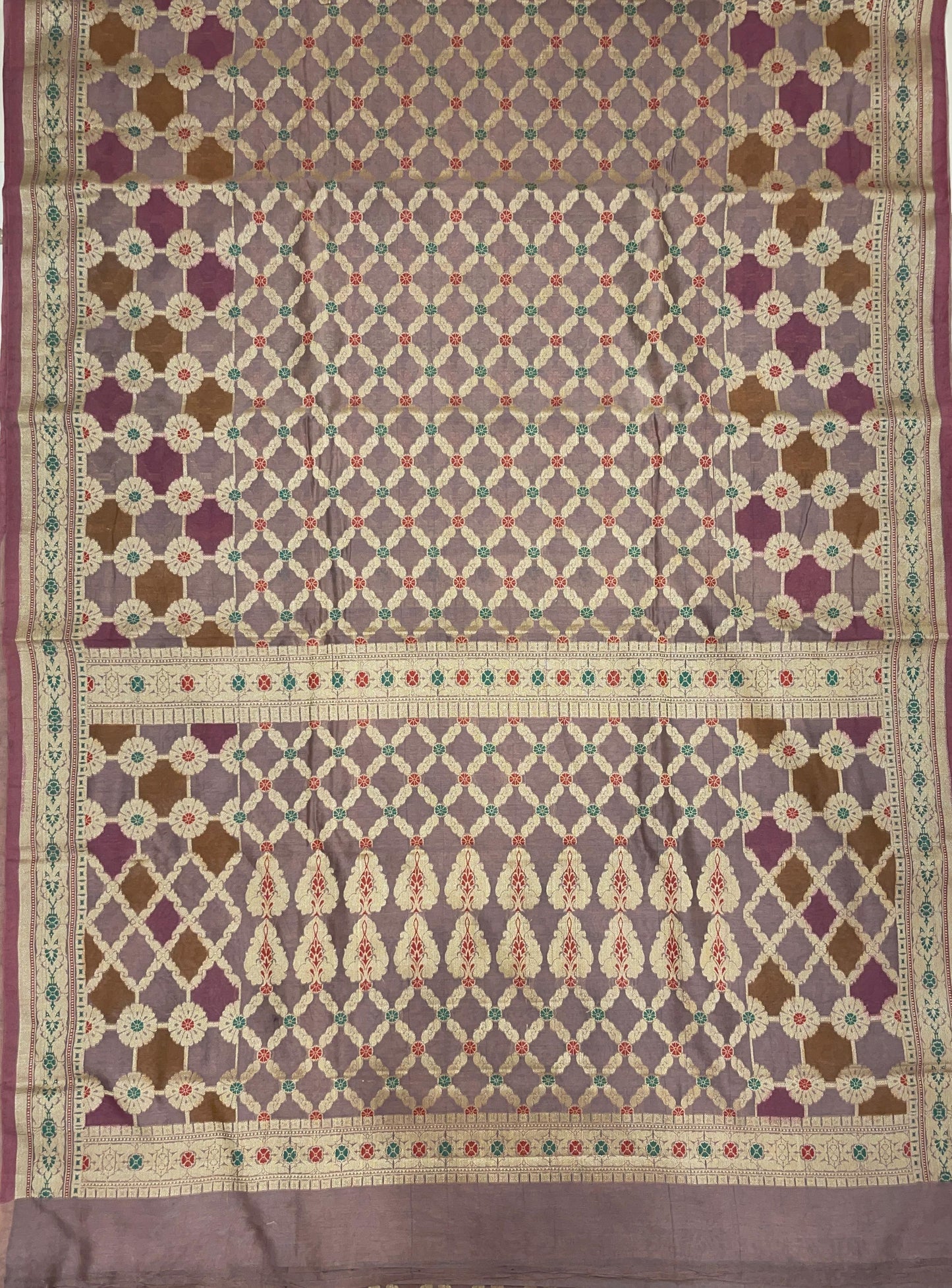 Faishana Presents Light Purple Cotton Zari Striped Mina Jaal with Skirt Rangkaat Zari Border and Bandhej Pallu with Light Purple Blouse