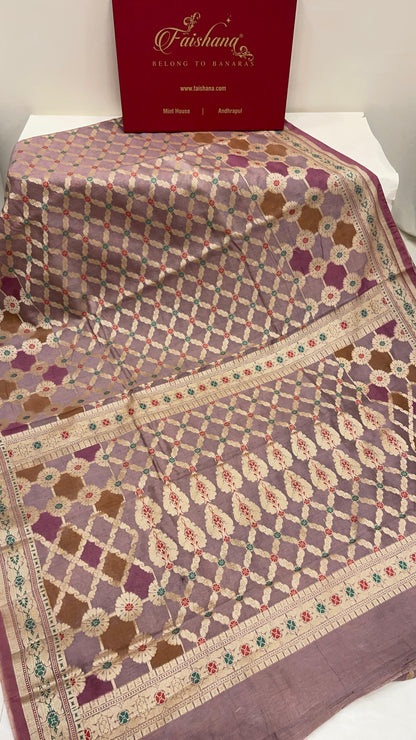 Faishana Presents Light Purple Cotton Zari Striped Mina Jaal with Skirt Rangkaat Zari Border and Bandhej Pallu with Light Purple Blouse
