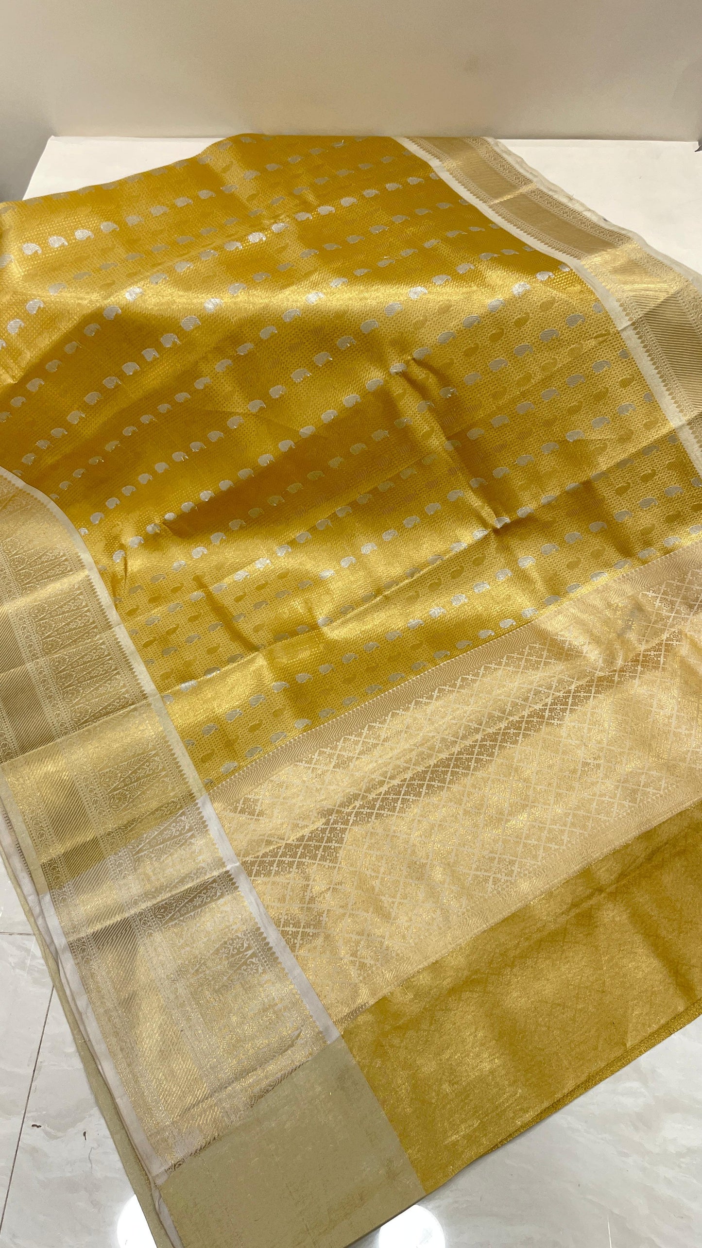 Faishana Presents Gold Tissue Alfi Silver Zari Booti with Contrast Off White Pallu Saree with Off White Blouse