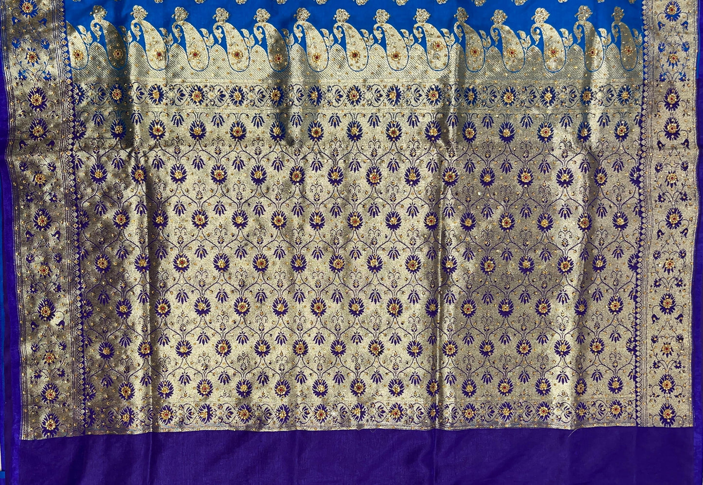 Faishana Presents Turqouise Blue Satin Silk Floral Zari Booti Low Stone Work Banarasi Saree with Contrast Blue Pallu and Blue Blouse