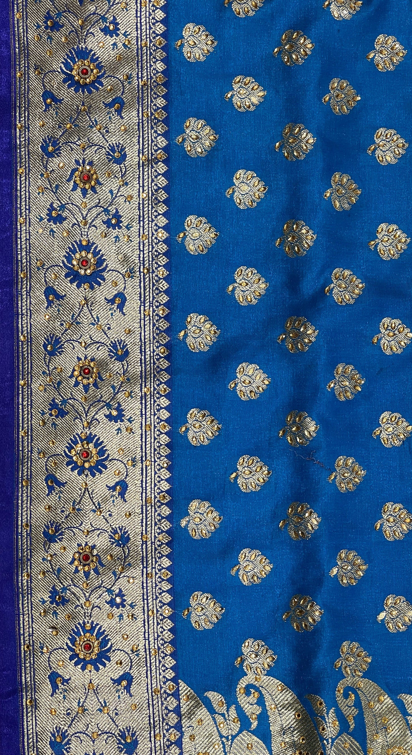 Faishana Presents Turqouise Blue Satin Silk Floral Zari Booti Low Stone Work Banarasi Saree with Contrast Blue Pallu and Blue Blouse