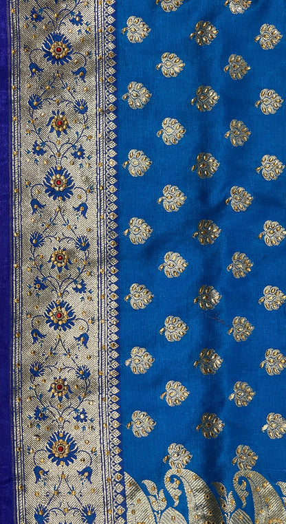 Faishana Presents Turqouise Blue Satin Silk Floral Zari Booti Low Stone Work Banarasi Saree with Contrast Blue Pallu and Blue Blouse
