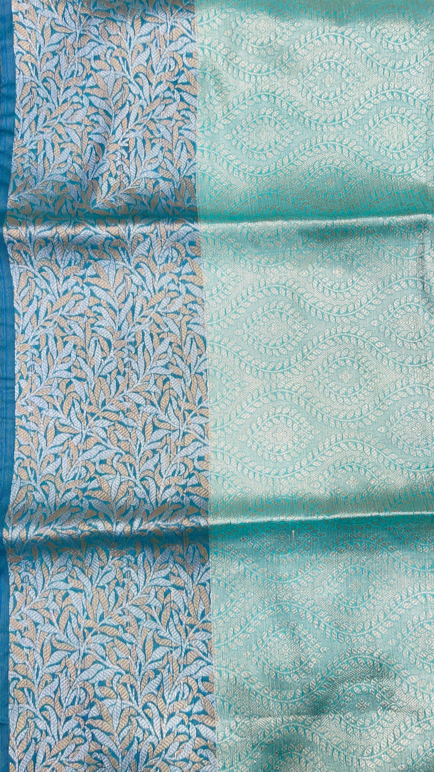 Faishana Presents Sea Green Art Silk Floral Lehariya Sliver Jaal with Contrast Blue Pallu and Blue Copper Silver Jaal Zari Border with Blue Blouse