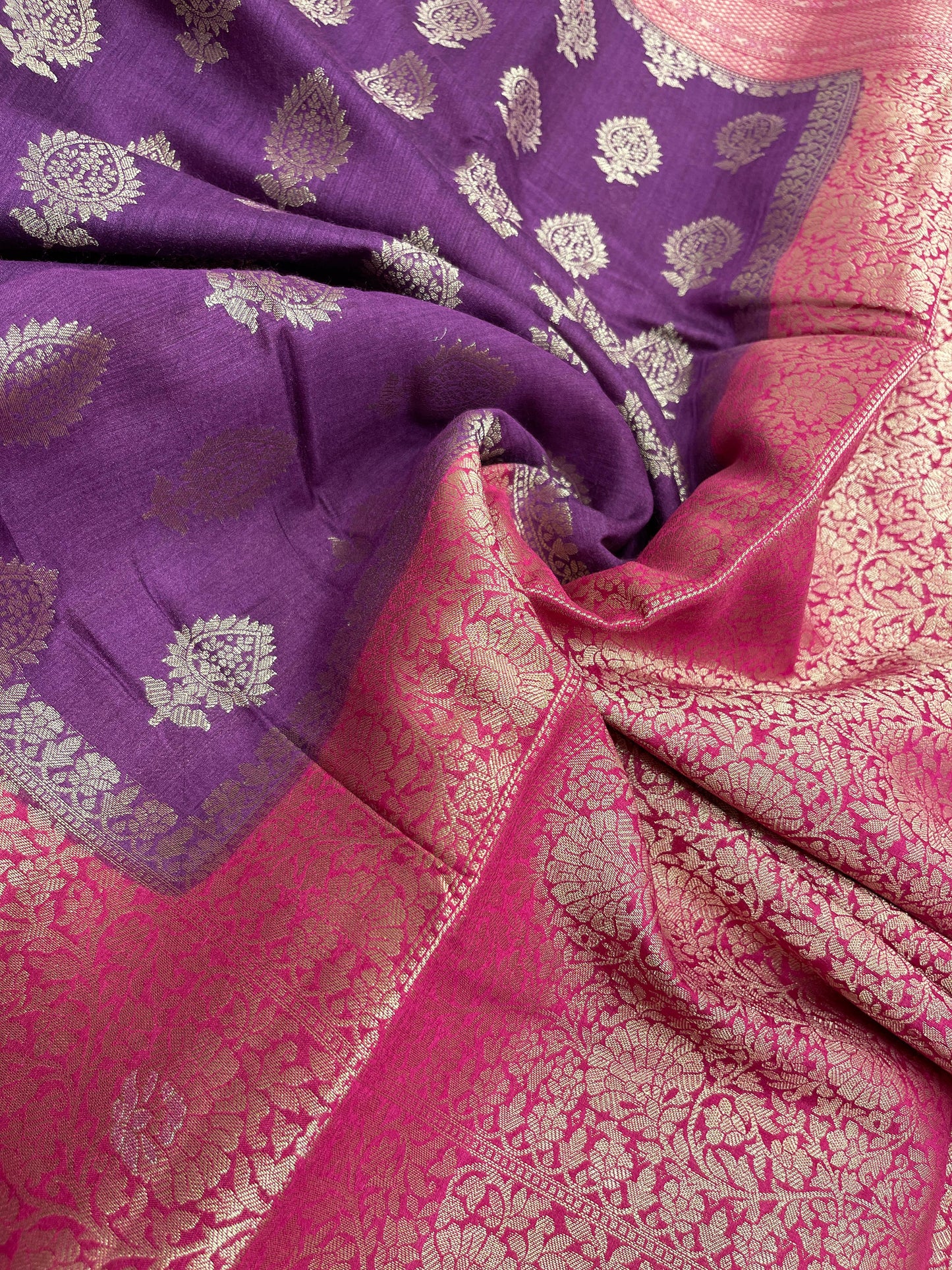Faishana Pure Handloom Purple Munga Silk Floral Copper Zari Booti with Contrast Magenta Floral Jaal Pallu Skirt Zari Border with Magenta Blouse