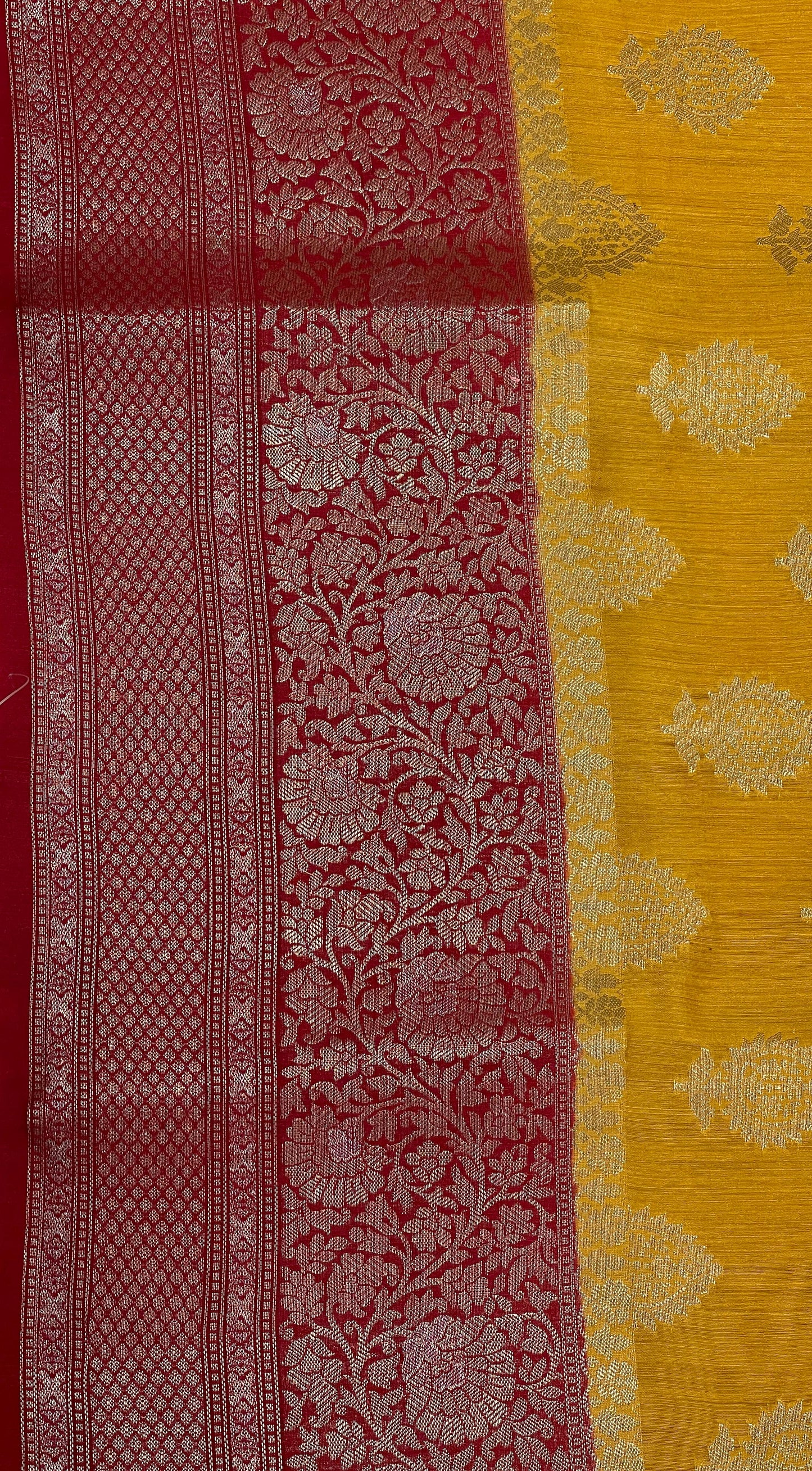 Faishana Pure Handloom Gold Munga Silk Floral Gold Zari Booti with Contrast Maroon Floral Jaal Pallu Skirt Zari Border with Maroon Blouse