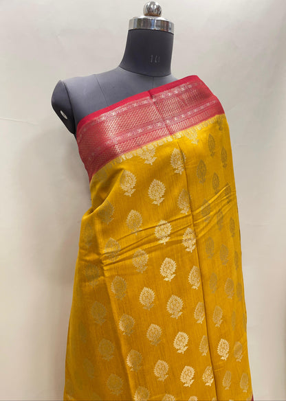 Faishana Pure Handloom Gold Munga Silk Floral Gold Zari Booti with Contrast Maroon Floral Jaal Pallu Skirt Zari Border with Maroon Blouse
