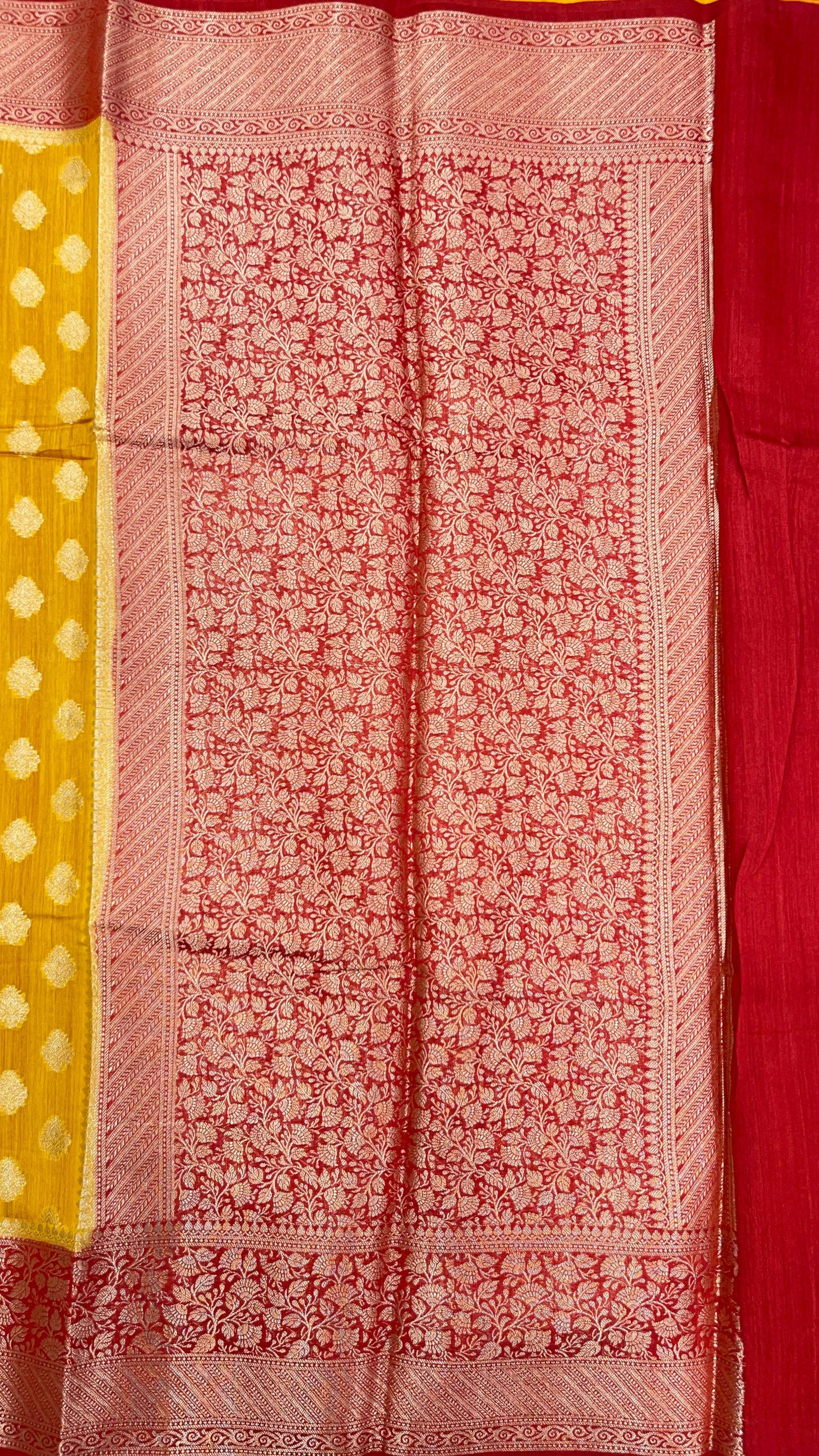 Faishana Pure Handloom Gold Munga Silk Floral Gold Zari Booti with Contrast Maroon Floral Jaal Pallu Skirt Dual Shade Zari Border with Maroon Blouse