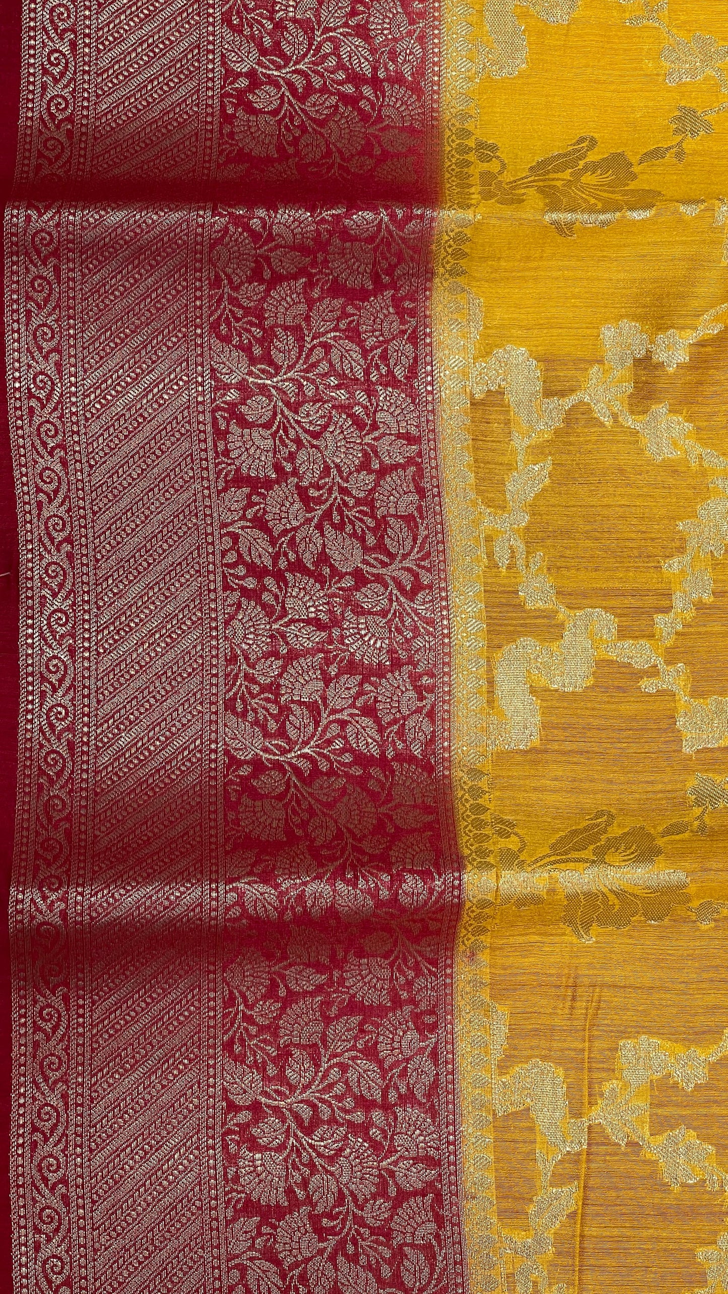 Faishana Pure Handloom Gold Munga Silk Floral Gold Zari Jaal with Contrast Pink Floral Jaal Pallu Skirt Dual Shade Zari Border with Pink Blouse