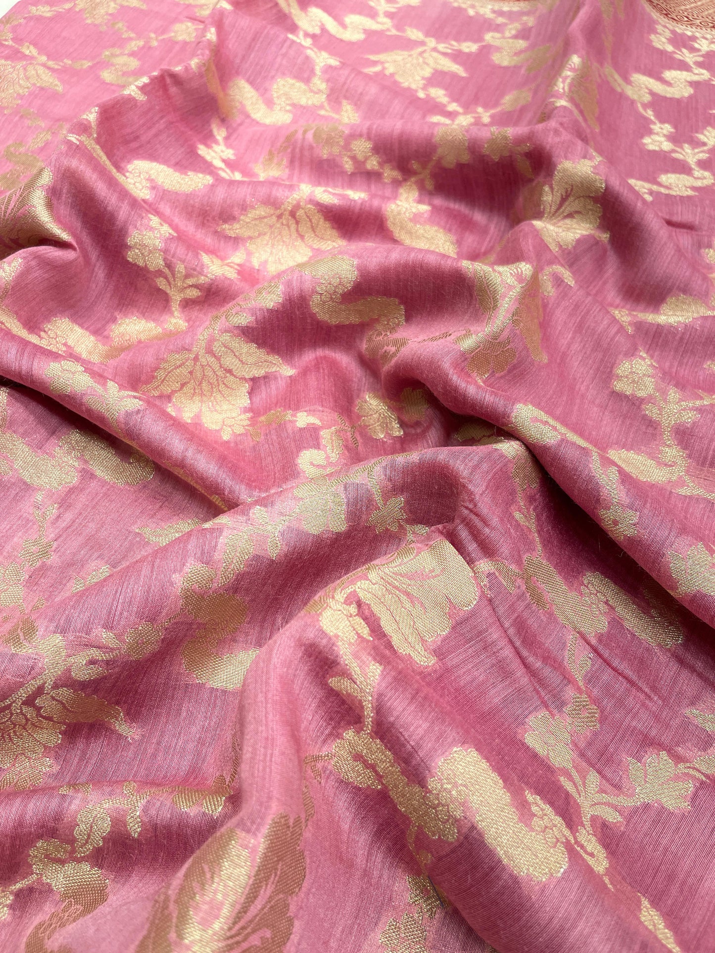 Faishana Pure Handloom Rose Pink Munga Silk Floral Gold Zari Jaal with Contrast Pink Floral Jaal Pallu Skirt Dual Shade Zari Border with Pink Blouse