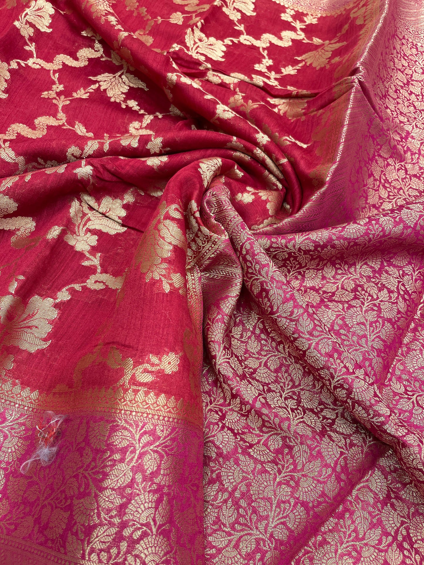 Faishana Pure Handloom Dark Pink Munga Silk Floral Gold Zari Jaal with Contrast Floral Jaal Skirt Dual Shade Zari Border with Magenta Blouse