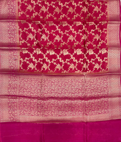 Faishana Pure Handloom Dark Pink Munga Silk Floral Gold Zari Jaal with Contrast Floral Jaal Skirt Dual Shade Zari Border with Magenta Blouse