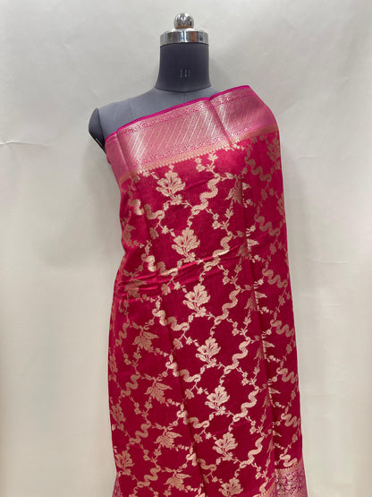 Faishana Pure Handloom Dark Pink Munga Silk Floral Gold Zari Jaal with Contrast Floral Jaal Skirt Dual Shade Zari Border with Magenta Blouse
