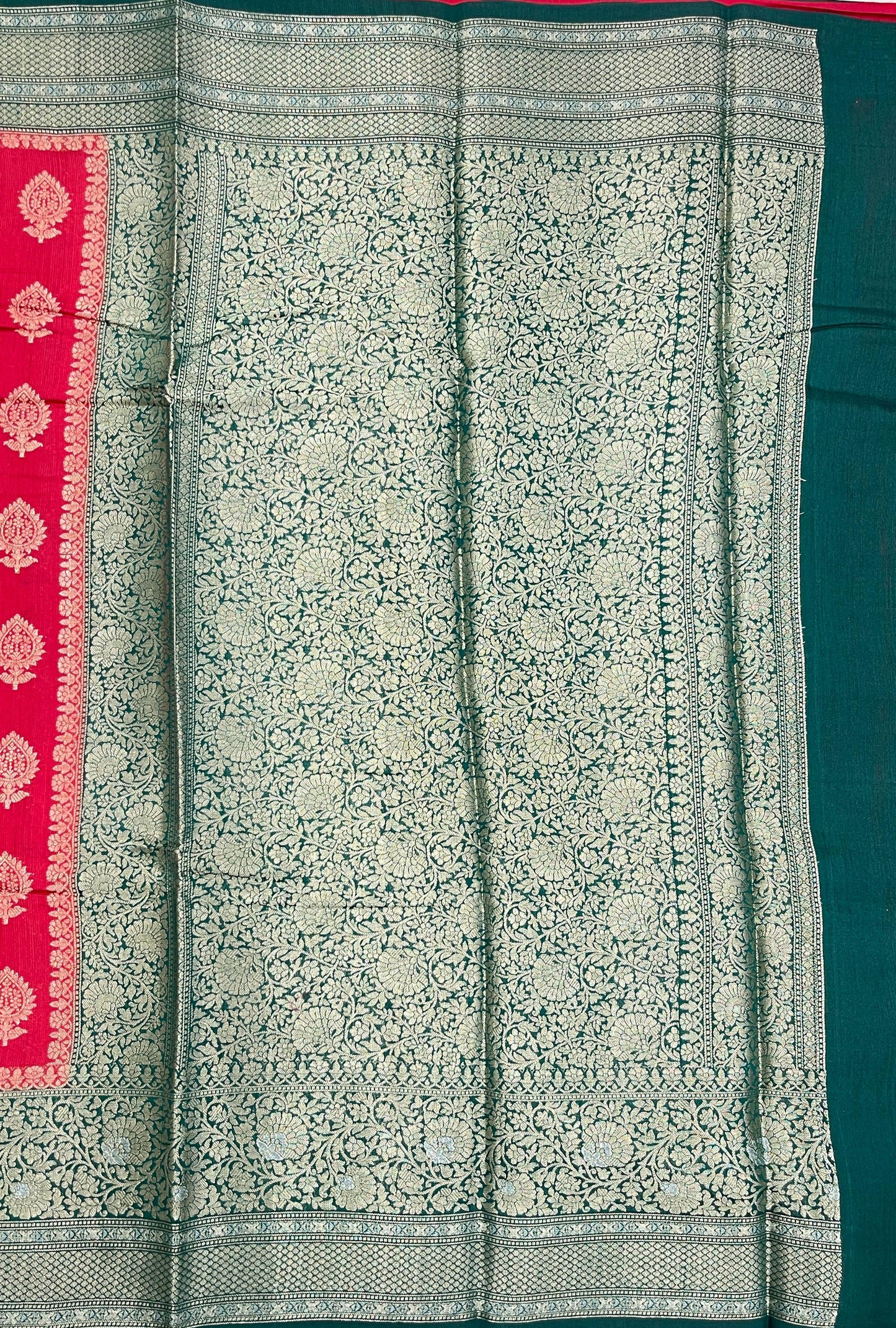 Faishana Pure Handloom Red Munga Silk Floral Gold Zari Booti with Contrast Green Floral Jaal Pallu Skirt Dual Shade Mina Zari Border with Green Blouse