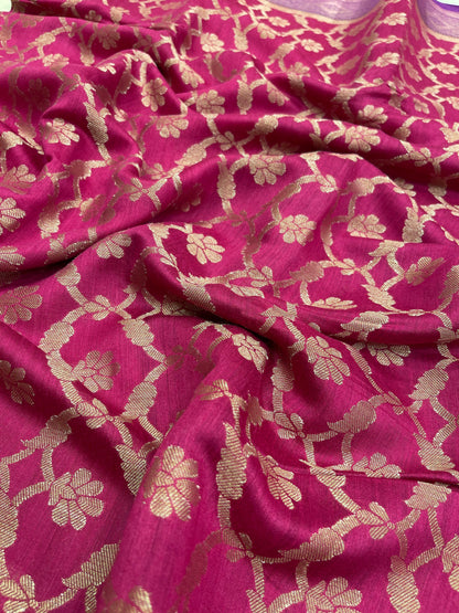 Faishana Pure Handloom Magenta Munga Silk Floral Copper Zari Jaal with Contrast Purple Polka Dot Pallu Skirt Dual Shade Mina Zari Border with Purple Blouse