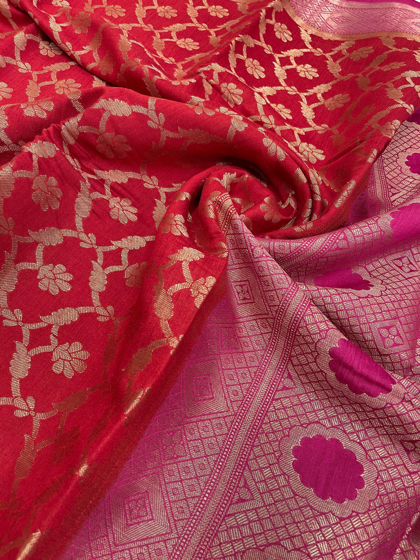 Faishana Pure Handloom Red Munga Silk Floral Copper Zari Jaal with Contrast Magenta Polka Dot Pallu Skirt Dual Shade Mina Zari Border with Magenta Blouse