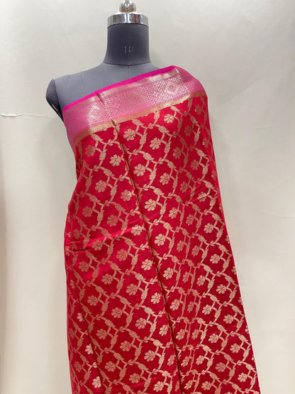 Faishana Pure Handloom Red Munga Silk Floral Copper Zari Jaal with Contrast Magenta Polka Dot Pallu Skirt Dual Shade Mina Zari Border with Magenta Blouse