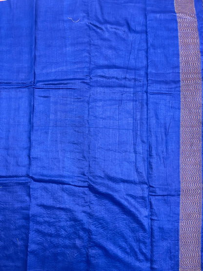 Faishana Pure Handloom Red Munga Silk Floral Copper Zari Booti with Contrast Blue Jaal Skirt Dual Shade Green Floral Zari Border and Blue Blouse