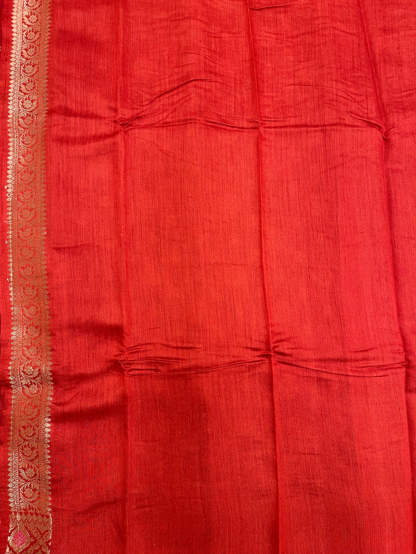Faishana Pure Handloom Red Munga Silk Floral Gold Zari Mina Booti with Minakari Jaal Pallu Zari Border with Red Blouse